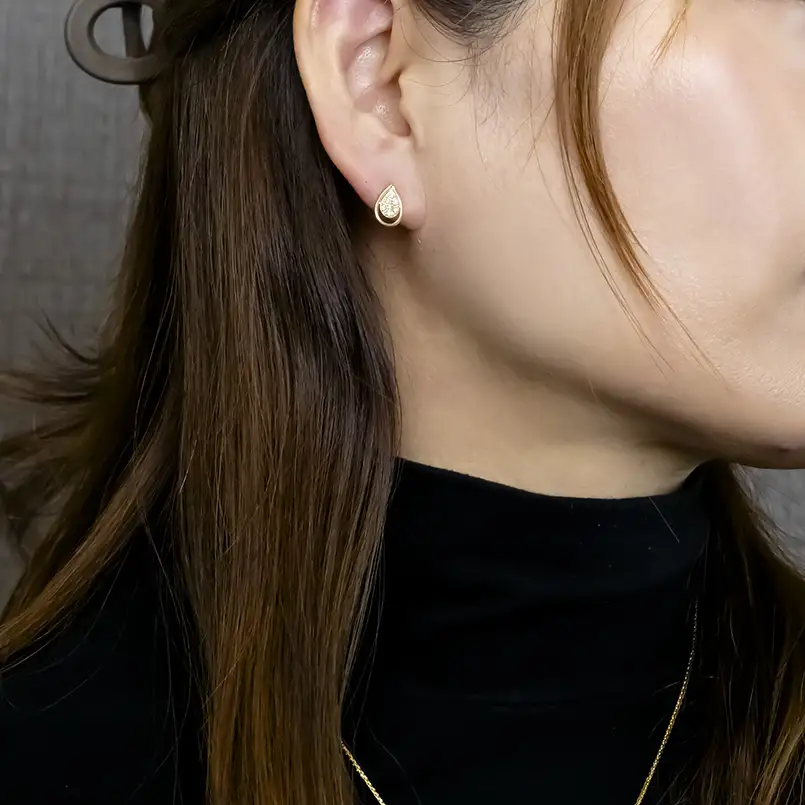 18金 キャッチのいらないピアス ドロップ ダイヤモンド K18YG 0.13ct ユニセックス 片耳 ピアス つけっぱなし イエローゴールドk18 キャッチナッシャー 260206bd400dyubp SWAA388