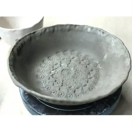 手びねり陶芸体験1回分チケット【1575151】