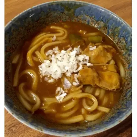 30種のスパイスを使用　国立薬膳カレールー　300g×5パックセット　小麦粉・ラード不使用【1594656】
