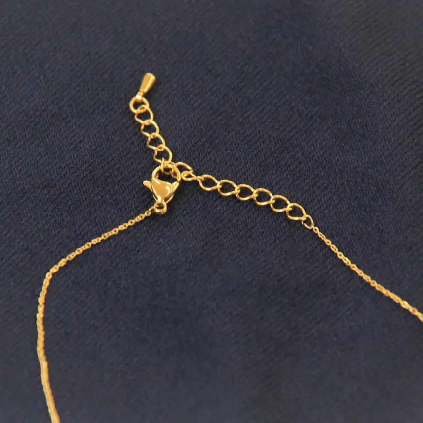 野生のシルク 繊維のダイヤモンド 天蚕糸のアクセサリー 【 糸玉ネックレス 】