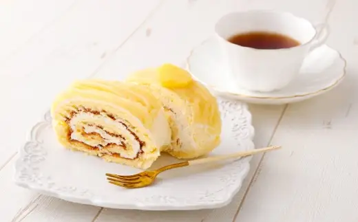 ロールケーキ （ マロン ） 約620g × 1本 洋菓子 バタークリーム 栗風味 お菓子 菓子 おかし 焼菓子 ケーキ くり クリ 栗
