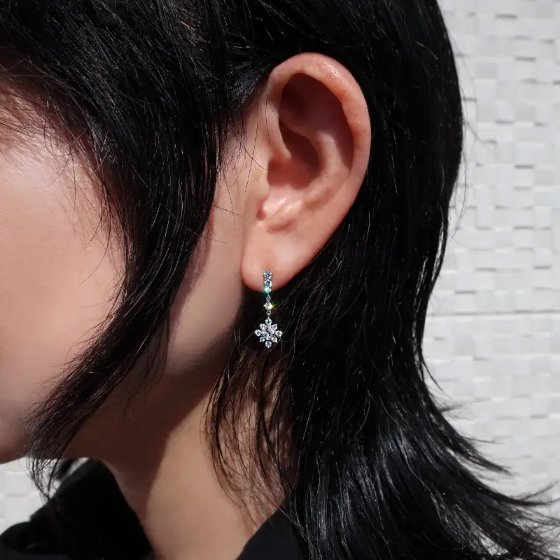 プラチナ ダイヤ0.8ct ブリリアントピアス PNI-314AB PTNW