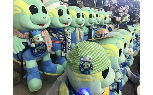 大分トリニータ公式マスコットぬいぐるみ“圧倒的”ニータン（80㎝）