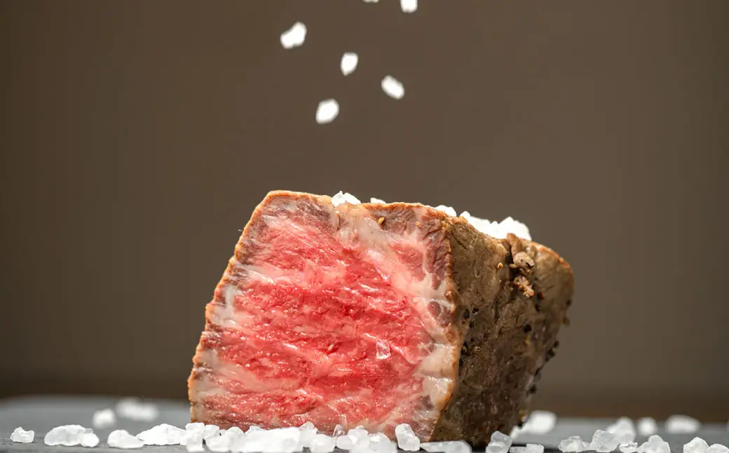 【 14営業日以内に発送 】 黒毛和牛 A5 ローストビーフ 400g 和牛 牛肉 牛 肉 お肉 ニク にく モモ肉 モモ もも 添加物不使用 牛モモ肉 国産 冷凍 A5ランク