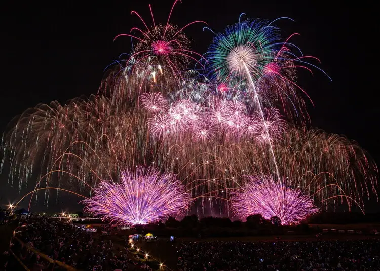 常総きぬ川花火大会 特別観覧席 ガーデンシート（定員4名） ※オンライン決済限定※ 駐車場付き 令和8年9月12日(土)開催｜花火大会 観光 旅行 体験 イベント 観覧券 常総 常総市 鬼怒川 きぬ川 茨城