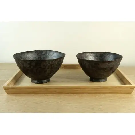 有田焼 黒サビ絞り(大小ペア) 夫婦茶碗【三光堂】茶碗 ちゃわん 夫婦茶碗 ご飯茶碗 おしゃれ 黒 和モダン 結婚祝い ギフト A22-117