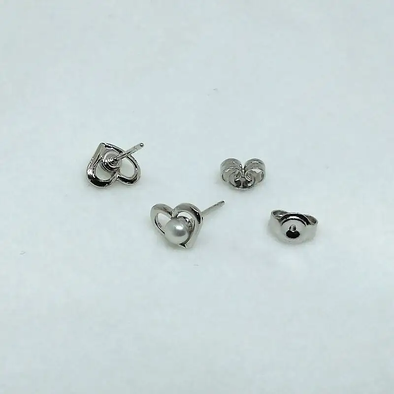 2220 真珠ピアス・ハートプチ（淡水本真珠・ボタン）贈り物 かわいい アクセサリー カジュアル オシャレ クリスマスプレゼント