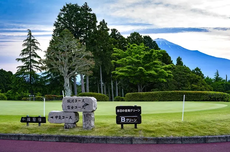 ゴルフプレー券 3,000円分 プレー代 チケット 利用券 ゴルフ ゴルフ場 プレー プレイ 運動 スポーツ 施設利用券 リバー富士 静岡県 富士市 [sf001-381]