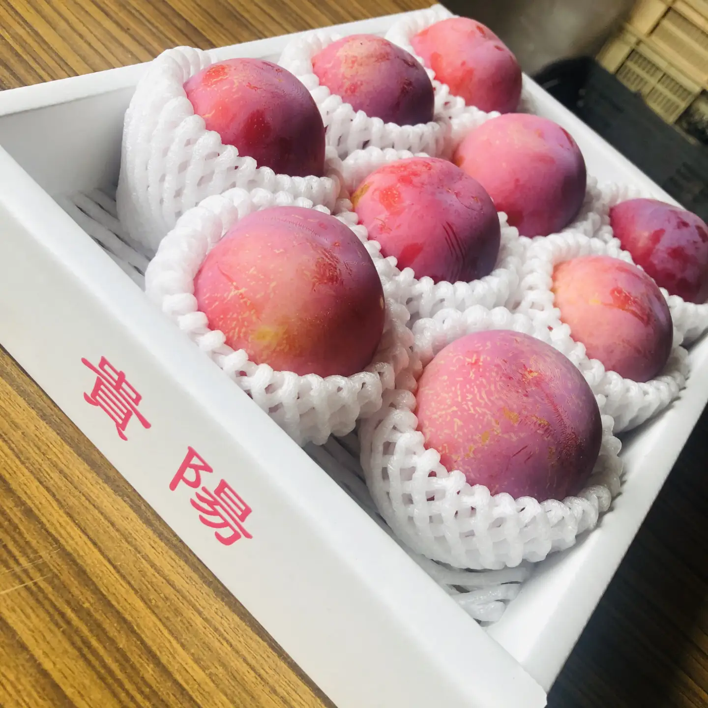 ＜2026年発送先行予約＞南アルプス市芦安産 すもも「貴陽」約1.8kg（8～11玉入り） ALPFN009