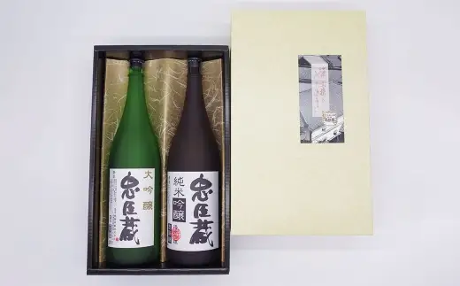 忠臣蔵 大吟醸 ・ 純米吟醸 セット （ 1800ml × 2本 ） お酒 酒 アルコール 日本酒 晩酌 家飲み 国産 兵庫県産 醸造アルコール