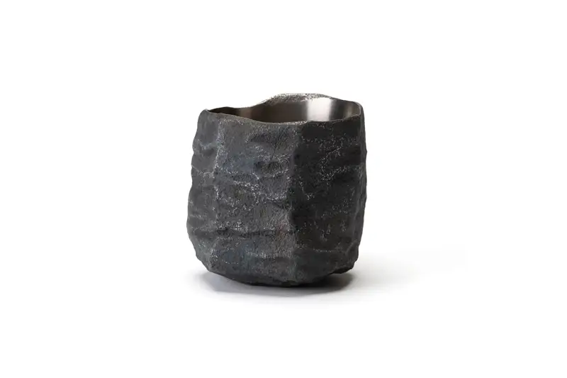 “ hikiZAN ”Premium Titanium Sake Vessel 1st model 【 日本酒 酒器 茨城県 日立市 】