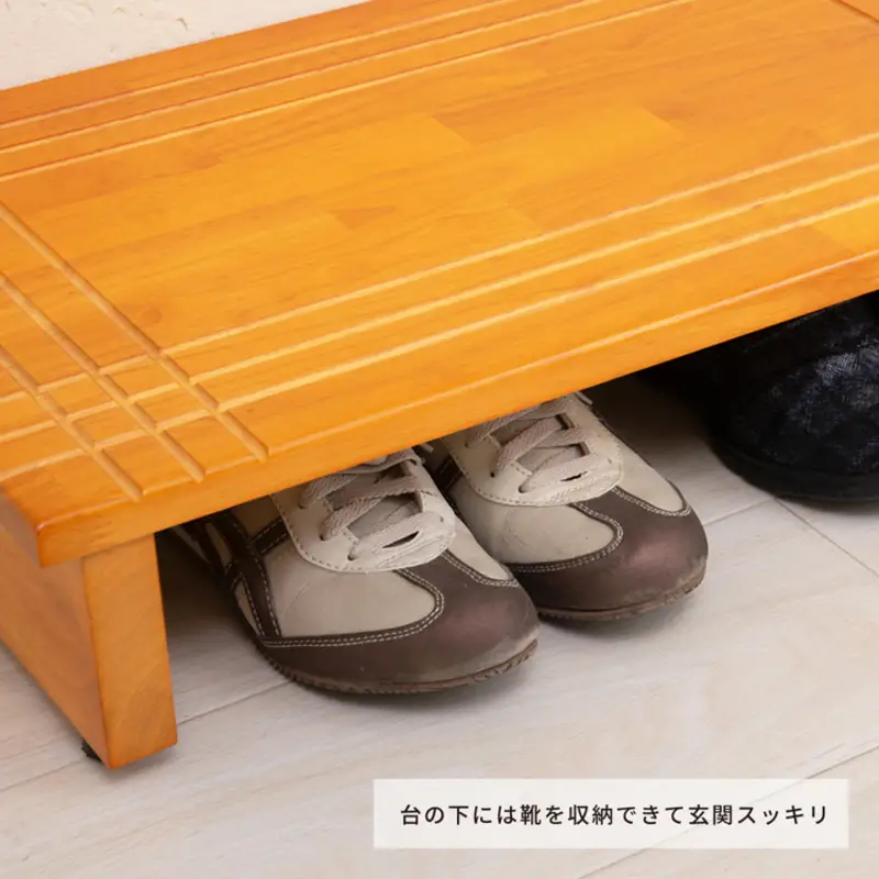 玄関踏み台 踏み台 幅60cm 家具 インテリア 木製 玄関ステップ 玄関台 段差解消 段差軽減 靴収納 アジャスター 昇降台 補助台 介護 高齢者 子供 転倒防止 滑りにくい 天然木 省スペース おしゃれ 完成品 兵庫県 姫路市
