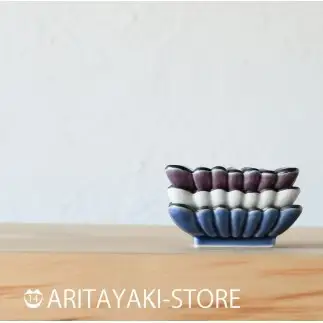 有田焼 菊割角小皿（白釉・ルリ釉・紫釉）3色 セット【ARITAYAKI-STORE】和食器 醤油 おつまみ 薬味入れ 豆皿 食器 ek064