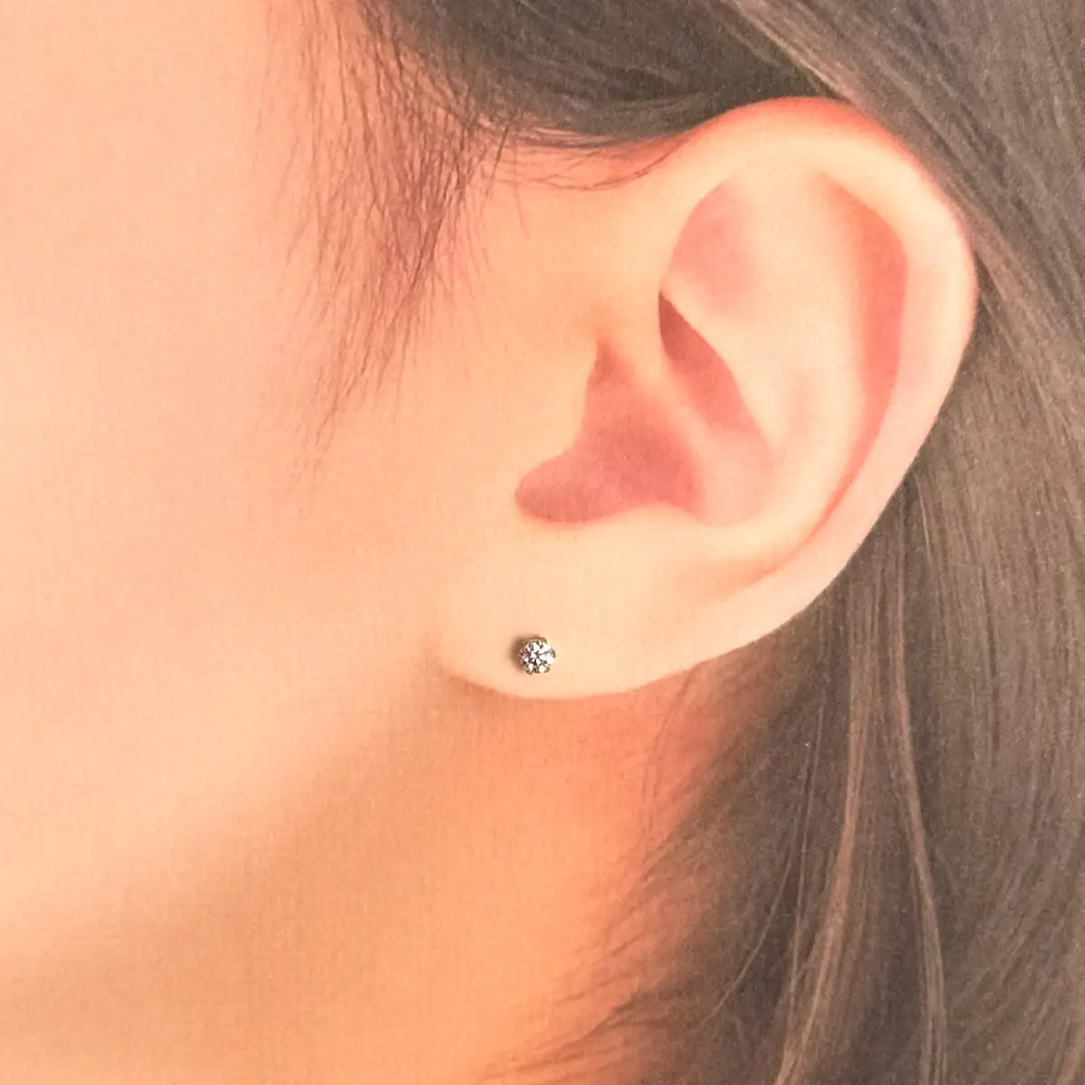 Ｐｔ９００製Ｔｏｔａｌ０．２０ｃｔ(０．１０ｃｔ／０．１０ｃｔ)ダイヤモンドピアス ALPBK195