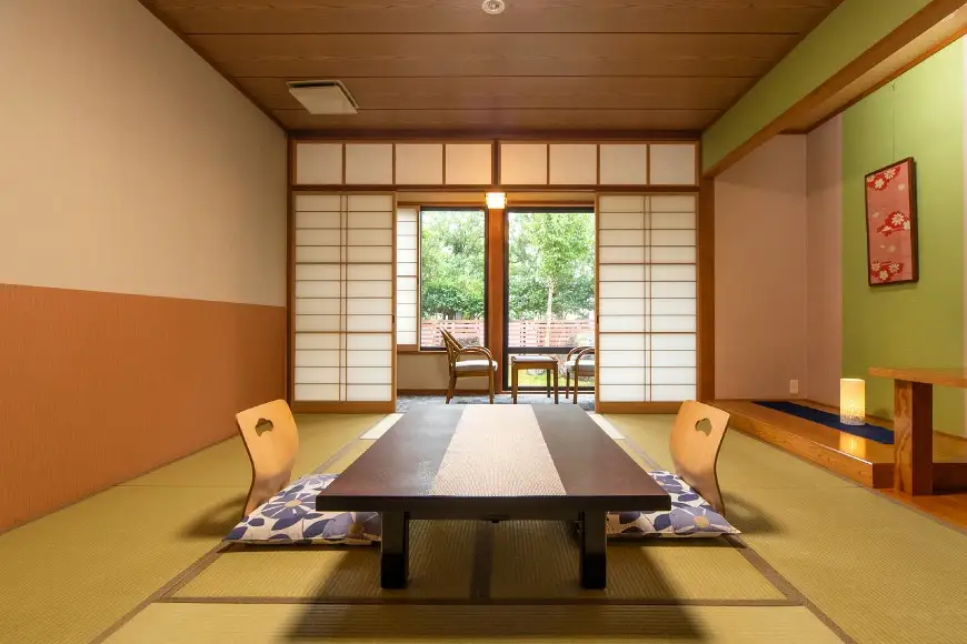【政府登録国際観光旅館】ゆのみこ温泉 館内利用割引券（15,000円分）[ゆのみこ温泉 富山県 上市町 32280046] 宿泊券 旅行券 割引券 食事券 温泉 旅館 旅行