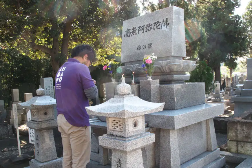 お墓参り代行サービス 写真報告付き お墓の清掃 墓参り 線香 《上市町内のお墓限定・申込前にご連絡ください》/ 杉本工業所 / 富山県 上市町