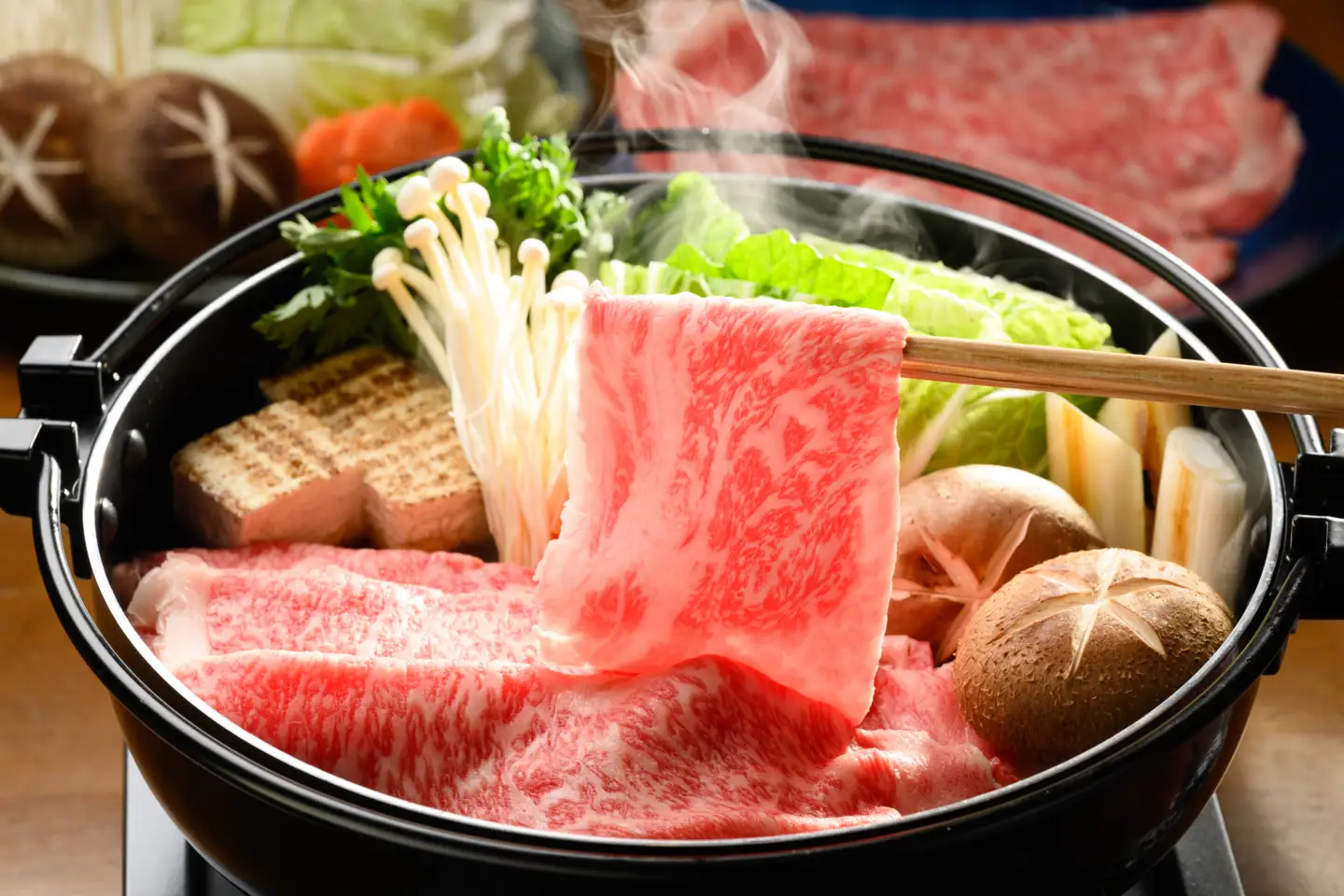 【3ヵ月定期便】飛騨牛ロース・肩ロース スライスすきやき・しゃぶしゃぶ用 500g | 牛肉 肉 飛騨牛 和牛 国産 牛 ブランド牛 国産牛 ロース ロース肉 肩ロース すき焼き しゃぶしゃぶ ご褒美 贅沢 お取引せ グルメ 岐阜 瑞穂市 まるたか