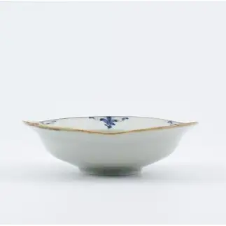 有田焼 三方押なぶり小鉢 錆李朝リーヴス【まるぶん】食器 器 うつわ 皿 伝統技法 染付 フチサビ レトロ おしゃれ aw141