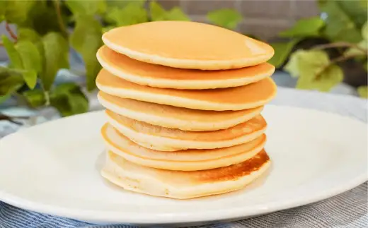 【1ヶ月毎8回定期便】 パクパクおこめパンケーキミックス（とうもろこし）スタンドパック 計16パック （2パック×8回） ホットケーキミックス