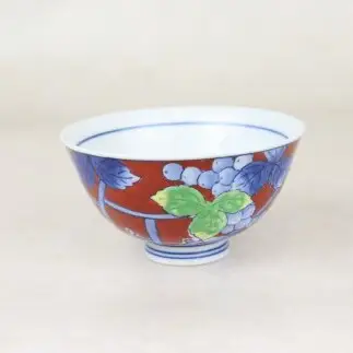 有田焼 染錦ぶどう 赤 茶碗【大慶】 ちゃわん 器 うつわ ごはん 手描き ci074