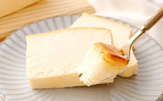 少年チーズケーキ Lサイズ 500g 卵 牛乳 米麹 ホワイトチョコレート ノスタルジー フォンダン アイス お菓子 菓子 おかし デザート スイーツ 洋菓子 焼菓子 チーズケーキ チーズ ケーキ フォンダンチーズ