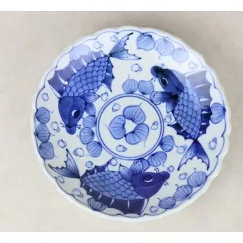 有田焼 桔梗渕六寸皿 魚藻紋【大慶】うつわ 器 食器 皿 プレート 染付 青 18cm さかな ci095