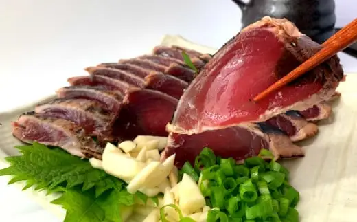 【四国一小さなまち】 ≪期間・数量限定≫  ★訳あり★  高知県産カツオのわら焼きタタキ（自家製タレ付）2.6kg