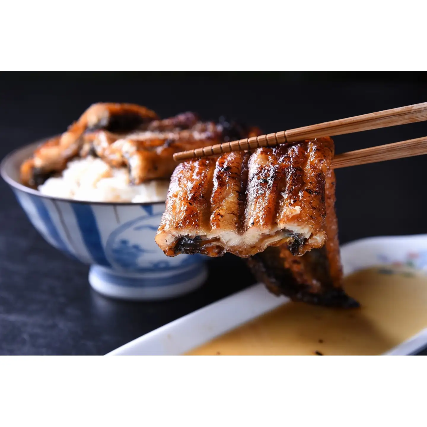 国産 うなぎの蒲焼き 1尾（約140g） タレ付き / 鰻 土用丑の日 蒲焼き / 佐賀県 / 株式会社森うなぎ屋[41AIAE001]
