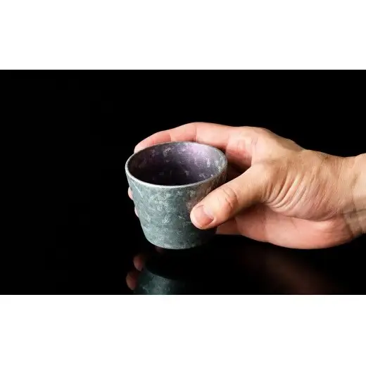 ＜NYが認めた逸品＞ 有田焼 麟 Lin シルバー冷酒器 2点セット (片口 Green カップ Purple)【金照堂】 酒器 ぐい呑み お猪口 徳利 bj070