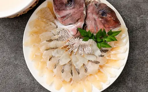 ＜ R8年熊本地震復興支援 ＞天草名物鯛しゃぶセット ー鯛我ー しゃぶしゃぶ 真鯛 鯛 タイ たい マダイ 煮付け 出汁 出汁昆布 昆布 カブト カマ 魚 魚介類 海鮮 冷凍