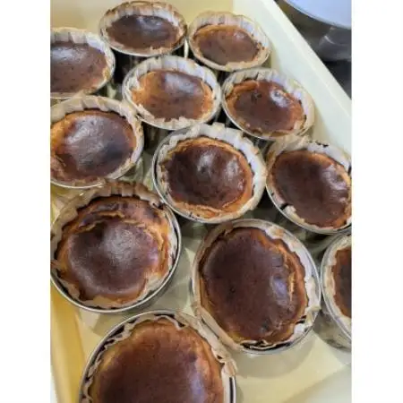 八丁味噌の焦がしチーズケーキ 計440g【配送不可地域：離島】【1758007】