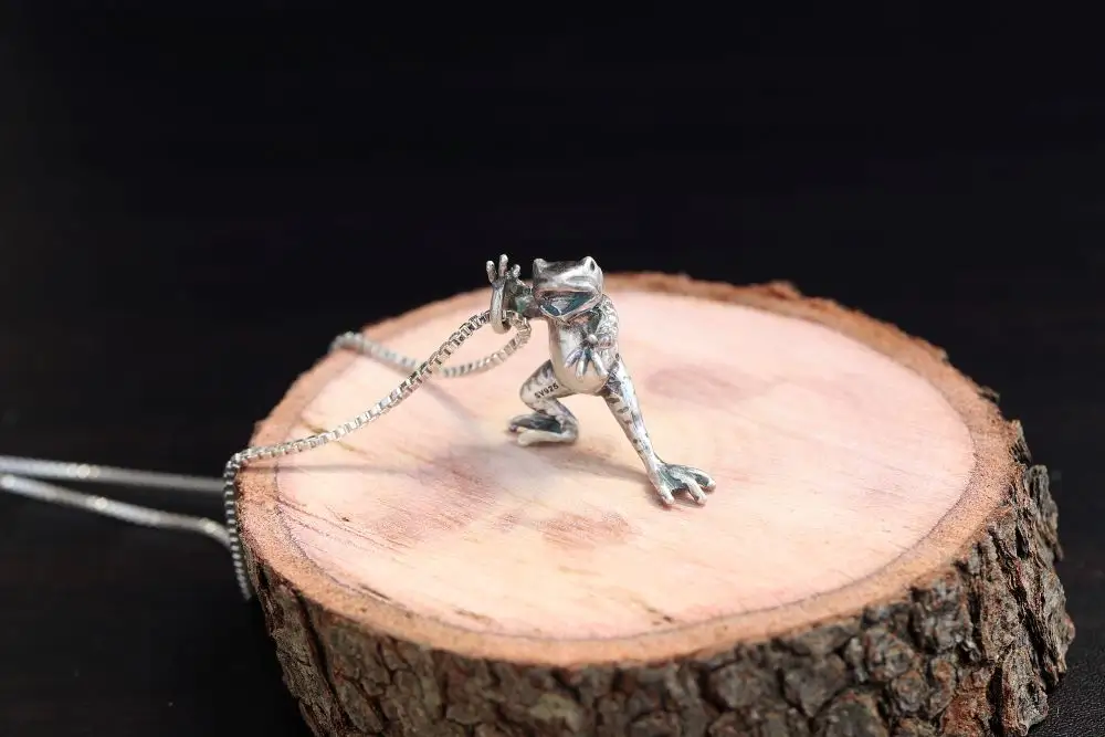 【縄文アクセサリーDo_goods】SILVER925製 鳥獣戯画 かえるのネックレス小　700-214  [5839-8599]