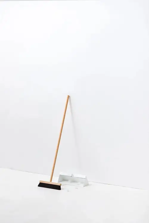 P114　BRUSHUP/トライアングル（ホワイト）