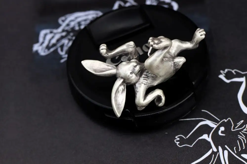 【縄文アクセサリーDo_goods】SILVER925製 鳥獣戯画のうさぎオブジェ　700-209  [5839-8594]