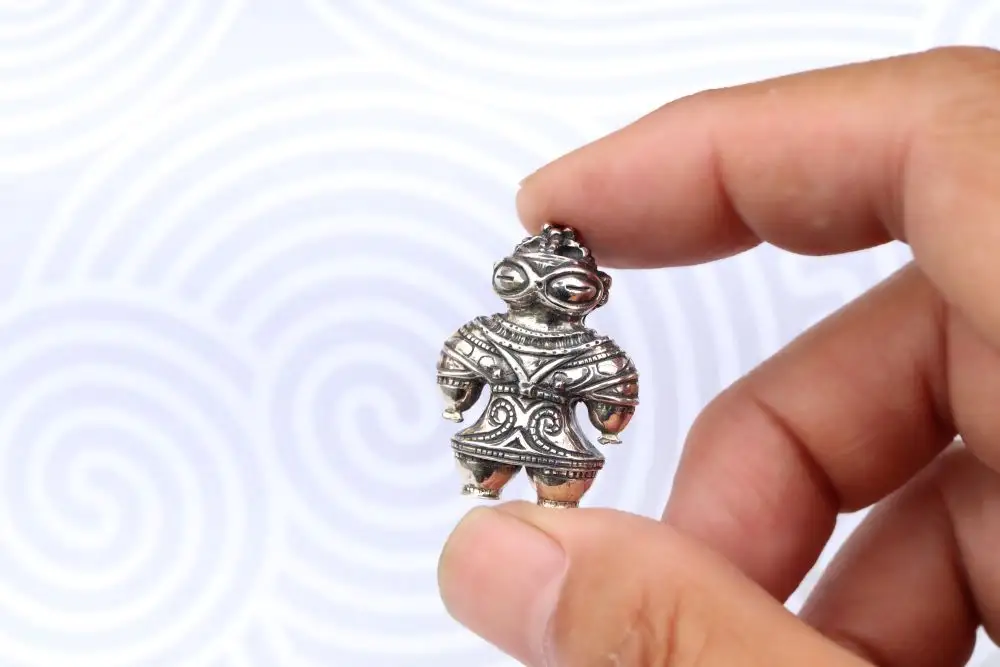 【縄文アクセサリーDo_goods】SILVER925製 初代ミニ遮光器土偶のネックレス&ミニオブジェ 659-436  [5839-2352]