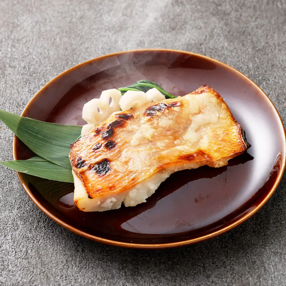 金目鯛塩糀焼き （ 約85g × 1個 ） 金目鯛 鯛 たい タイ 魚 魚類 魚介 魚介類 塩糀焼き 惣菜 おかず おつまみ 晩酌 酒の肴 簡単 手軽 食べきりサイズ 時短 電子レンジ 冷凍