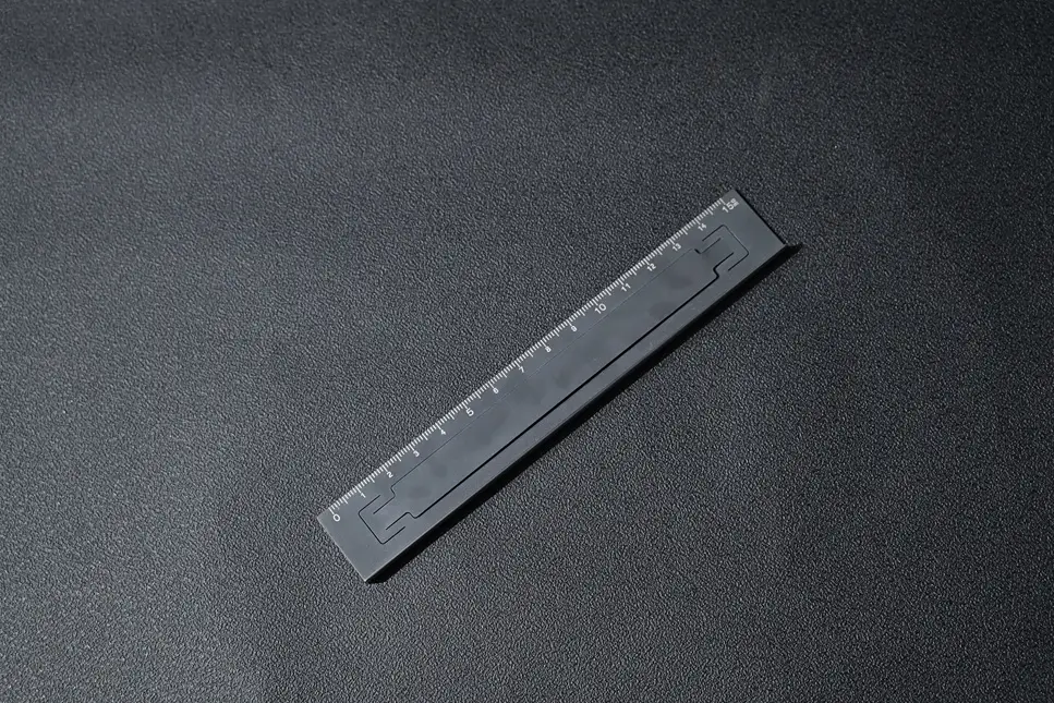 ずれない定規 スリットルーラーアルミ15cm ブラック 定規 文房具