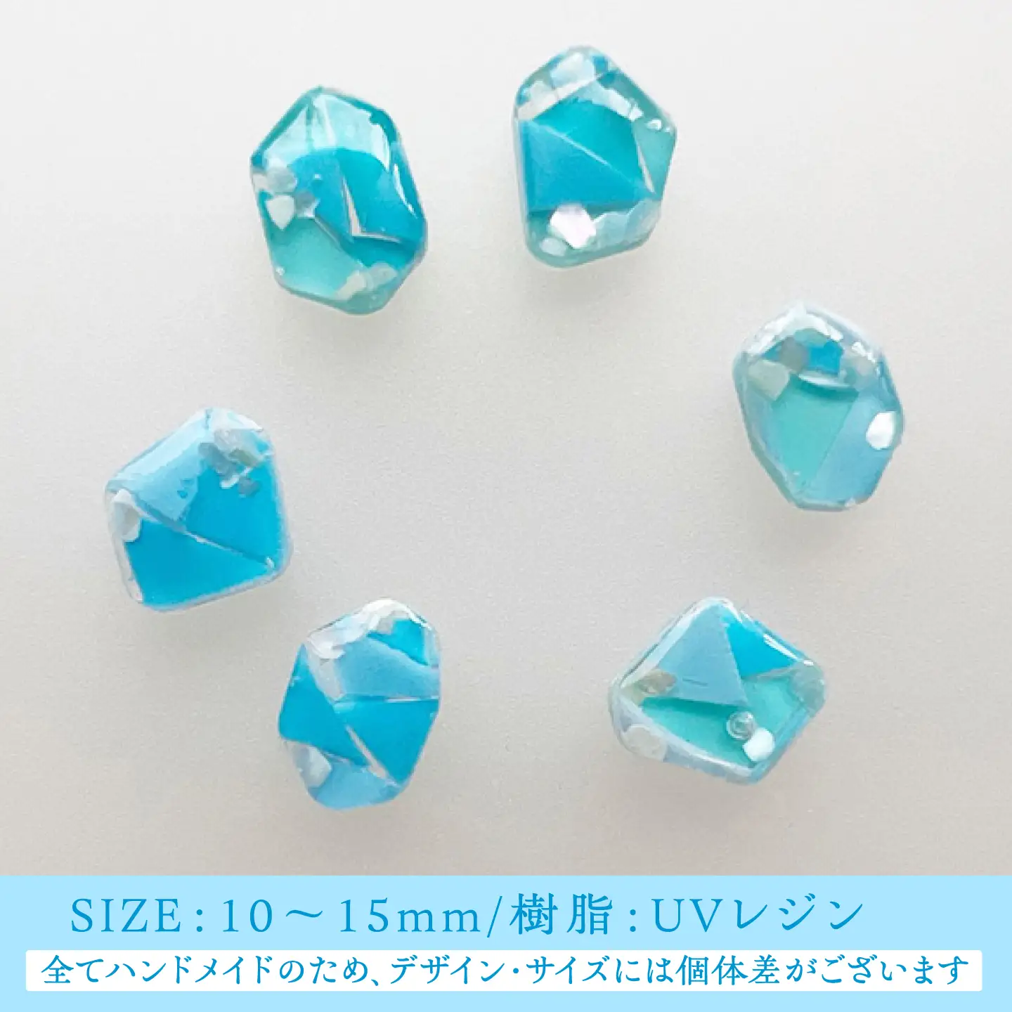 【金具のカラーが選べる】 海洋プラスチックから生まれた イヤリング ＆ ネックレス sobolon いびつちゃん 水色MIX / いやりんぐ アクセサリー おしゃれ / 多治見市 / sobolon[TFC039]
