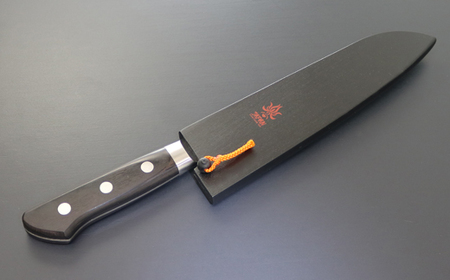 兼常作 33層ダマスカス 三徳包丁 180mm 木鞘付 VG-10 ステンレス フルタング 海外でも人気 持ち運びに便利 関の刃物 KC-103～