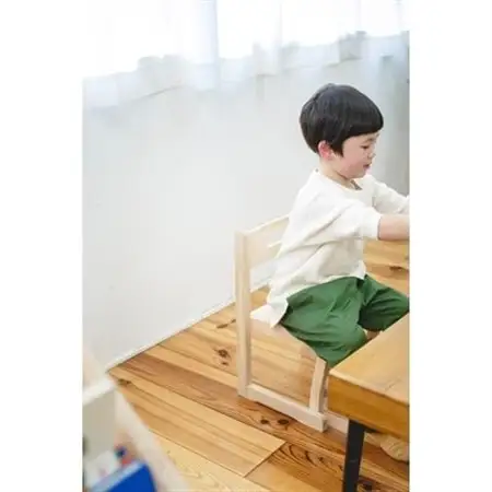 IKONIH Furniture スタッキングチェア　1脚【単品】_雑貨・日用品 椅子・チェア・ソファ 家具・インテリア _【1133881】