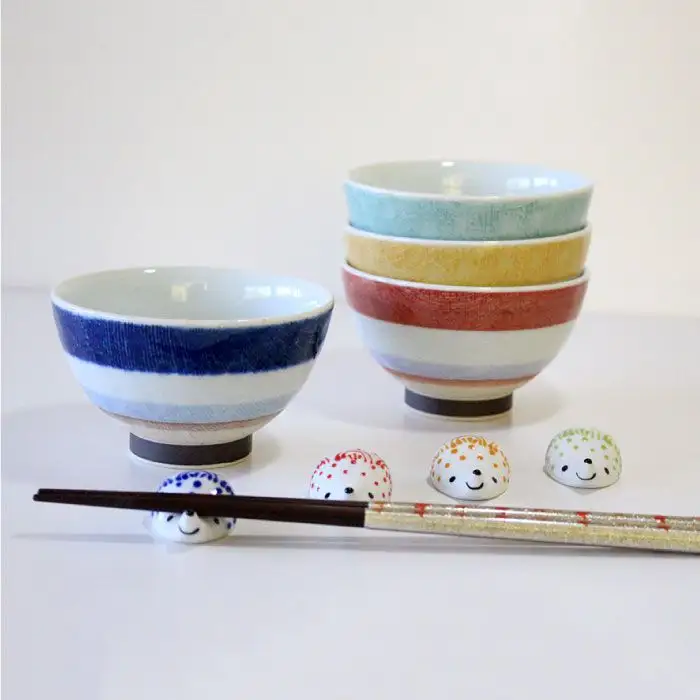 【波佐見焼】ニットボーダー 茶碗 ・レースはりねずみ 箸置き 8点セット 食器 皿 【陶芸ゆたか】 [VA83]  波佐見焼