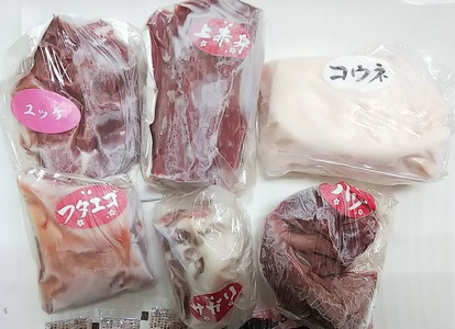 〈令和8年9月出荷〉馬刺し6種 食べ比べセット 420g