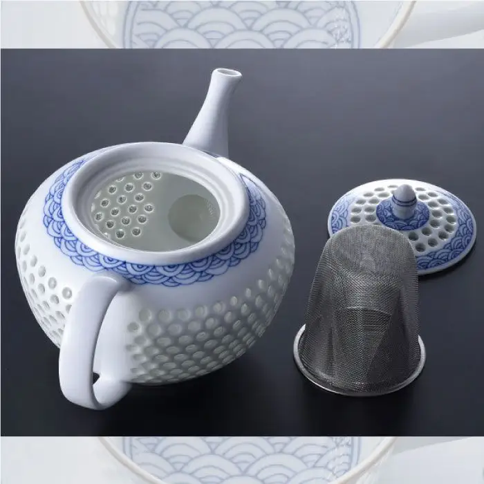 【波佐見焼】【何気ない朝を特別に♪】水晶青海波 ポット カップ 碗皿 セット 食器 皿 【丹心窯】 [AB04] 波佐見焼 食器