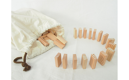 ドミノ 木製 おもちゃ こだわりの木材でつくる！ 木製ドミノ 250ピース 工芸品 室内 遊び 玩具 ファミリートイ ゲーム 