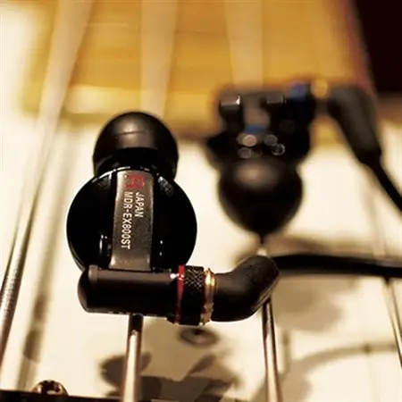 イヤホンモニター  SONY MDR-EX800ST 聴く音を高音質で再現 音楽鑑賞や仕事用にも_高解像度 イヤフォン イヤホン オーディオ 音楽 高級 ソニー ビジネス 有線 高音質 プレゼント 会議_【1117920】