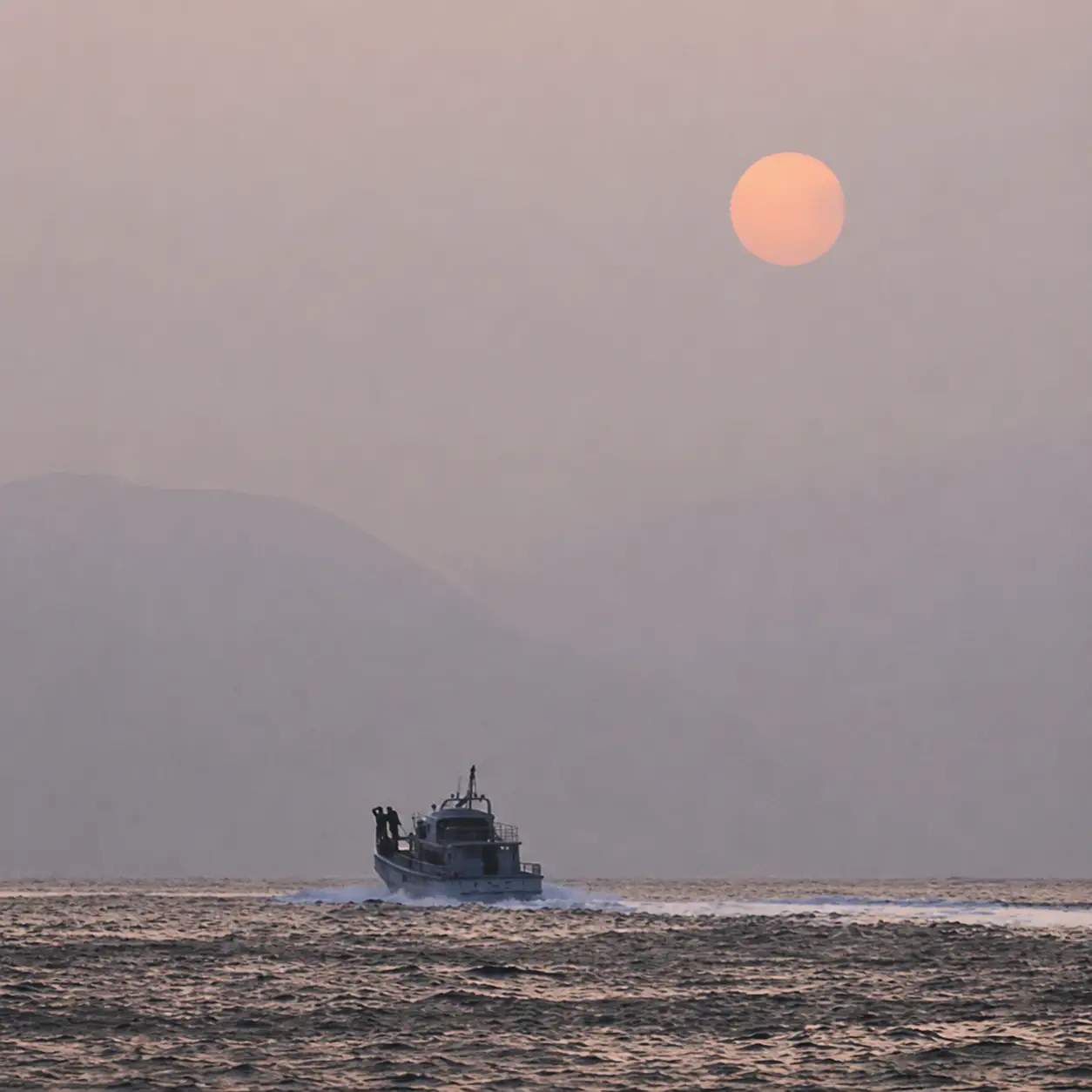 渡船 乗船券 [末光渡船] 愛南町 磯 渡し 釣り場 人気 釣り 釣り ポイント釣り 西海 スポーツ 南部 沖磯 ヤッカン アブセ 本バエ 大物 ハマチ グレ メジナ 石鯛