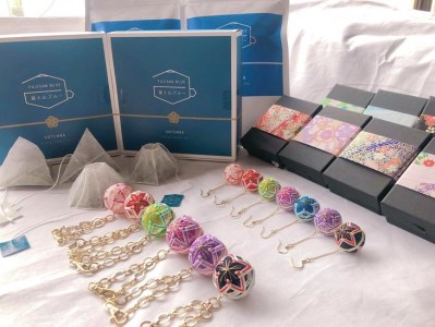 【ピアス × 2点＋イヤリング × 1点】御殿場支え愛スペシャルセットーブルーティー4セット・桜彩SAYAてまり（バッグチャーム２つとピアス2つ＋イヤリング1つ）