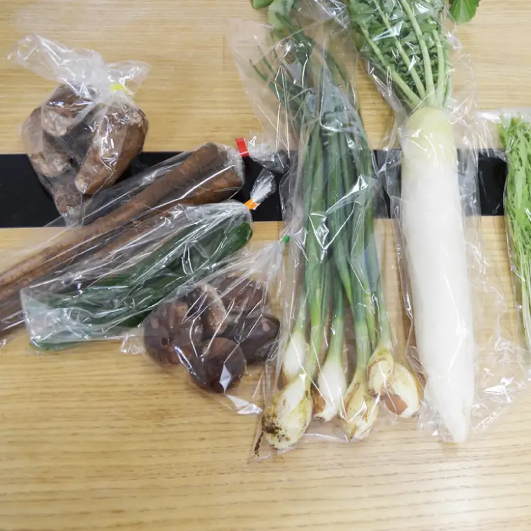 04-06【3ヶ月定期便】阿見町産野菜ボックス詰め合わせセット（7～8品）【新鮮 美味しい EM菌 減農薬 有機肥料 阿見町 茨城県】