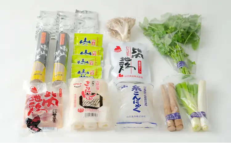 手造りきりたんぽと中山そば年越セット（２人前）　90P1530【山王食品 】