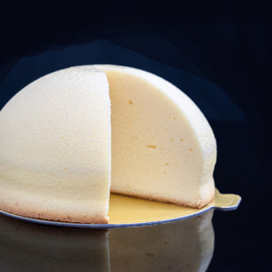 【厳選素材 特大！】チーズのお山 スフレ （約700g 直径15cm） チーズケーキ　スフレ  AY32